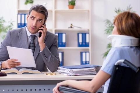 How Lawyers Examine Medical Records in Car Accident Claims