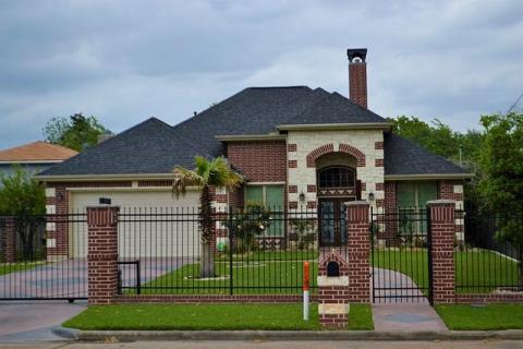 Benefits of Switching to a Solar-Powered Gate System