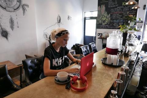 Why Entrepreneurs Sink: Common Legal Woes
